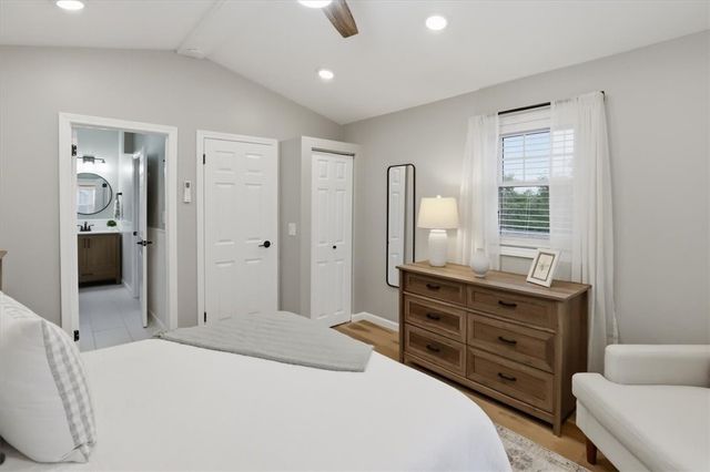 230 Cedar Avenue, Portsmouth, RI 02871
