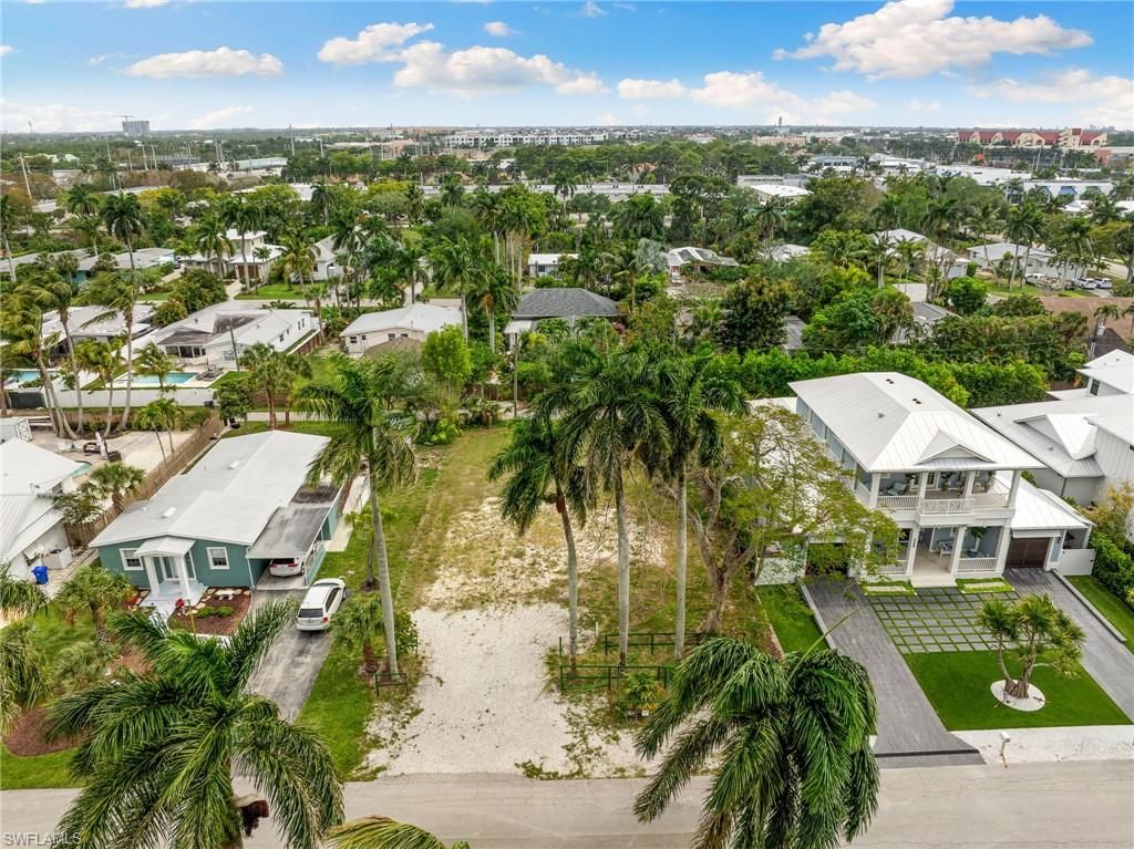 1084 Broad AVE N, NAPLES, FL 34102 — photo 5