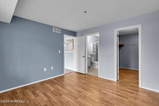 1801 Scarlet Oak Avenue, Toms River, NJ 08755