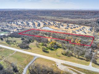 Redbud Drive, Catoosa, OK 74015
