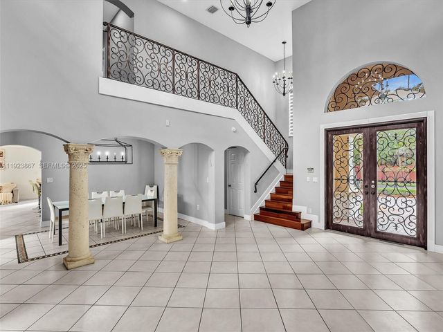 8123 NW 161st Ter, Miami Lakes, FL 33016