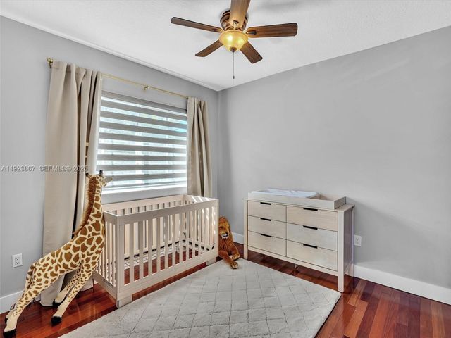 8123 NW 161st Ter, Miami Lakes, FL 33016