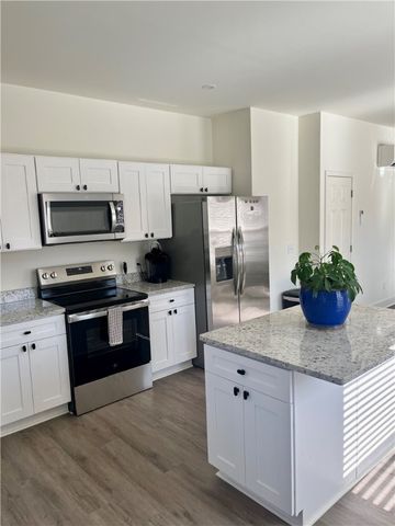 1005 Elbert Street, Darien, GA 31305