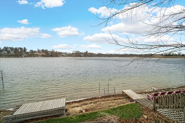 10413 Pretty Lake Trail, Plymouth, IN 46563