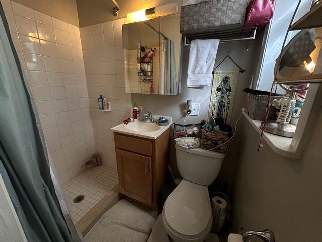 2525 N Clark Street D, Chicago, IL 60614