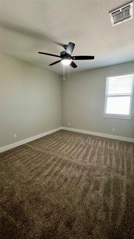 4627 Arques Ave, Round Rock, TX 78681