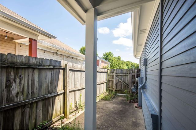 263 ISLAND VILLAGE DR, Memphis, TN 38103