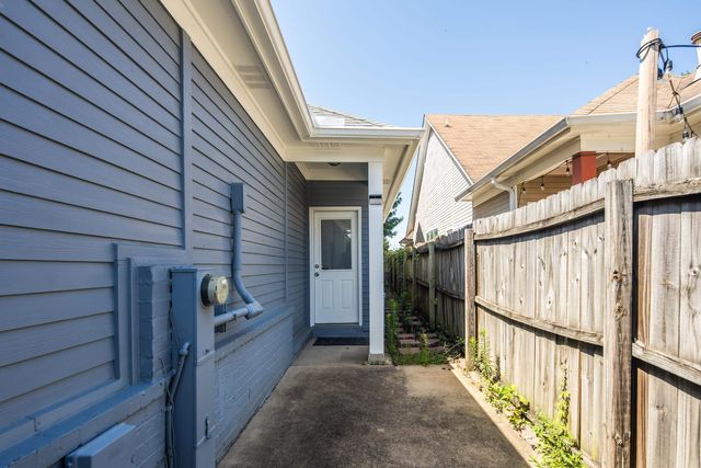 263 ISLAND VILLAGE DR, Memphis, TN 38103