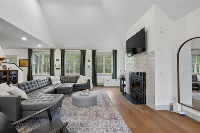 216 Spartina Cove Way, South Kingstown, RI 02879