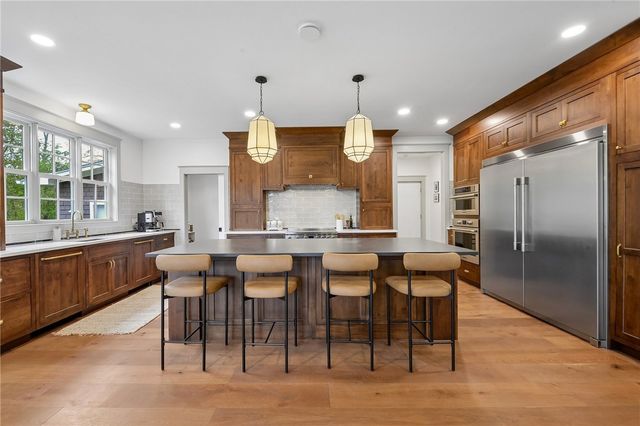 216 Spartina Cove Way, South Kingstown, RI 02879