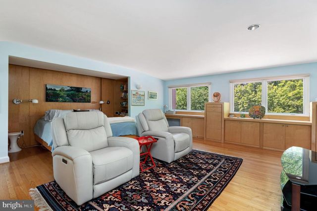 5344 FALMOUTH RD, Bethesda, MD 20816
