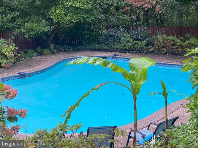 5344 FALMOUTH RD, Bethesda, MD 20816