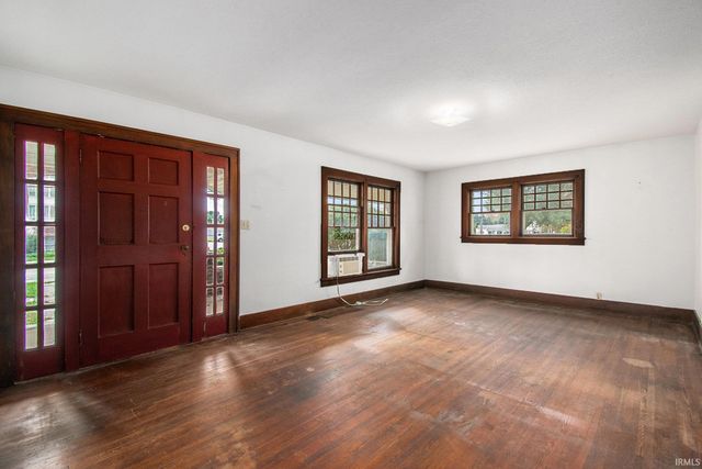 211 W Catherine Street, Milford, IN 46542