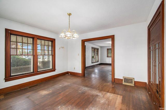 211 W Catherine Street, Milford, IN 46542