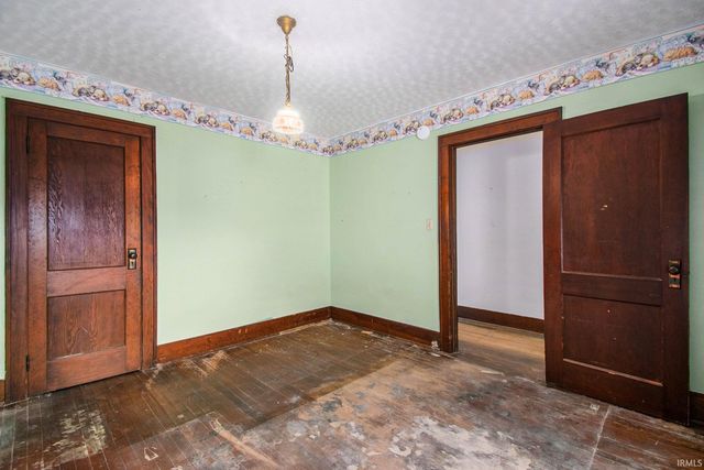 211 W Catherine Street, Milford, IN 46542