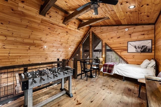 531 Old Gravel Road, Mccaysville, GA 30555