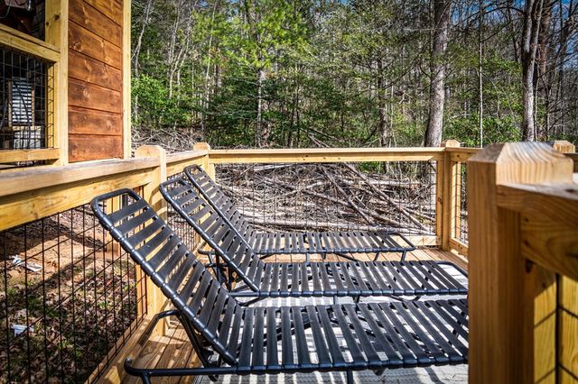 531 Old Gravel Road, Mccaysville, GA 30555