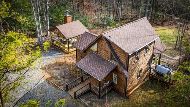 531 Old Gravel Road, Mccaysville, GA 30555