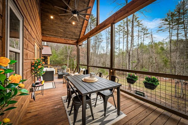 531 Old Gravel Road, Mccaysville, GA 30555