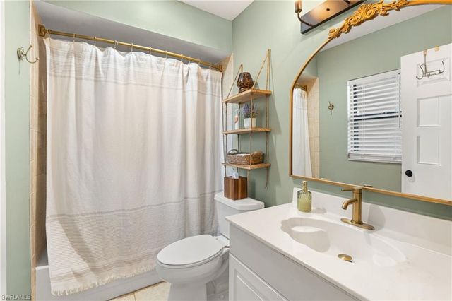 1030 13th ST SW, Naples, FL 34117