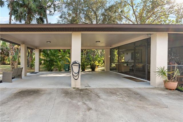 1030 13th ST SW, Naples, FL 34117