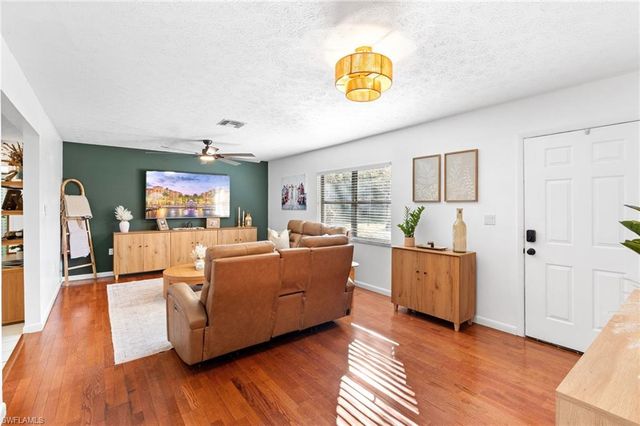 1030 13th ST SW, Naples, FL 34117