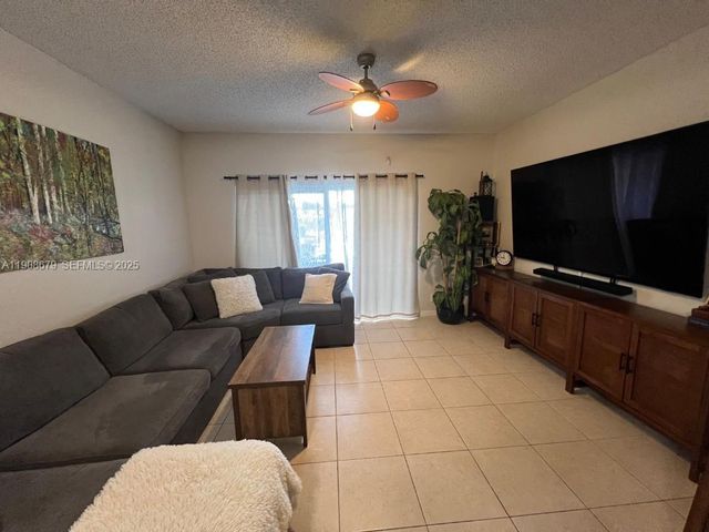 20301 W Country Club Drive 1221, Aventura, FL 33180