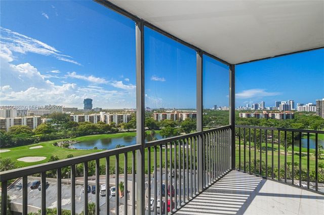 20301 W Country Club Drive 1221, Aventura, FL 33180