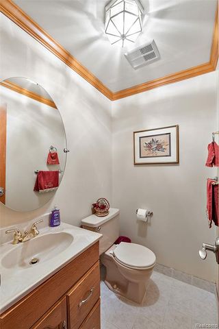 2981 Powderhorn Ridge Road, Rochester Hills, MI 48309
