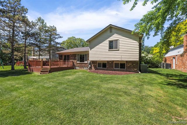 2981 Powderhorn Ridge Road, Rochester Hills, MI 48309