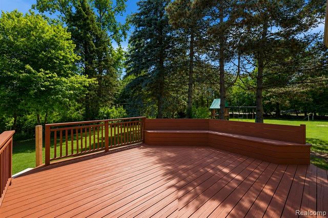 2981 Powderhorn Ridge Road, Rochester Hills, MI 48309