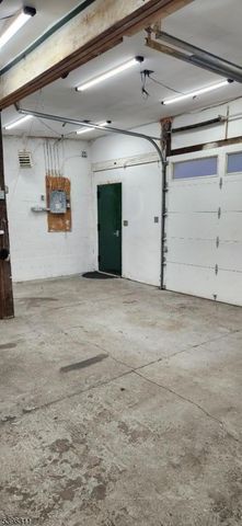 38 Reese Way, Phillipsburg Town, NJ 08865