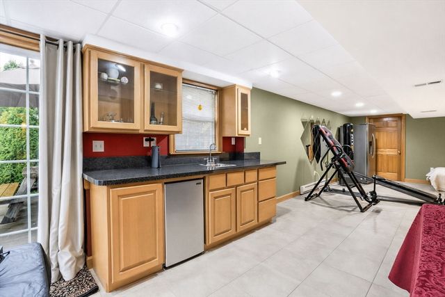46 Gloria Drive, Westfield, MA 01085