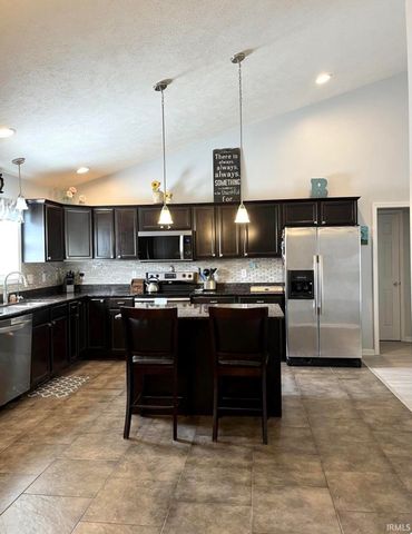 1834 Sandal Way, Newburgh, IN 47630