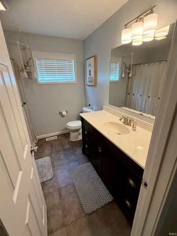 1834 Sandal Way, Newburgh, IN 47630