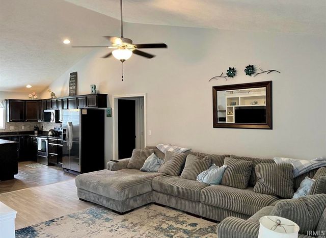 1834 Sandal Way, Newburgh, IN 47630
