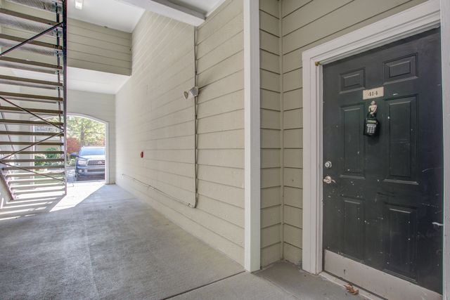 45 Sycamore Avenue 414, Charleston, SC 29407