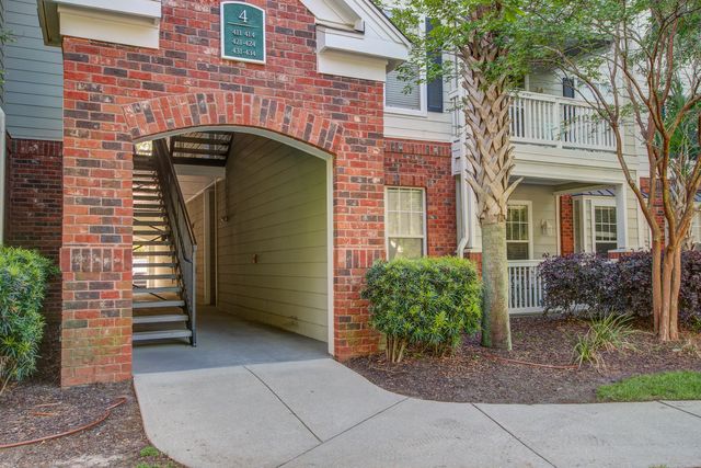 45 Sycamore Avenue 414, Charleston, SC 29407