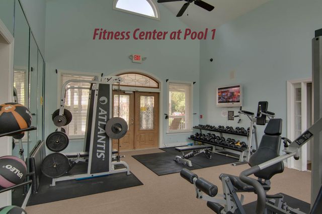 45 Sycamore Avenue 414, Charleston, SC 29407