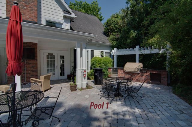 45 Sycamore Avenue 414, Charleston, SC 29407