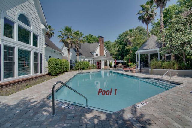 45 Sycamore Avenue 414, Charleston, SC 29407