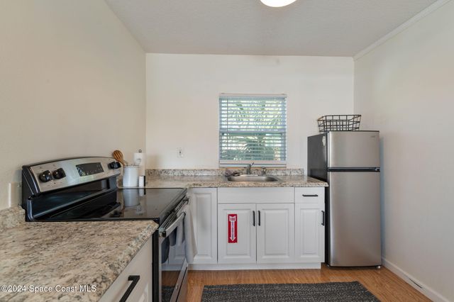 921 S Orlando Avenue, Cocoa Beach, FL 32931