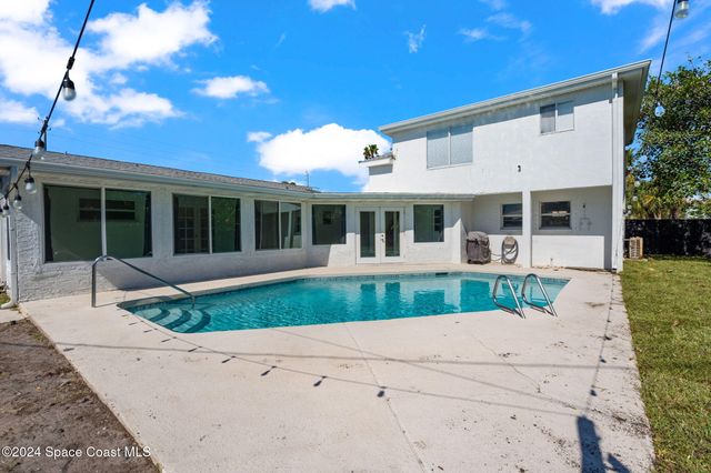 921 S Orlando Avenue, Cocoa Beach, FL 32931