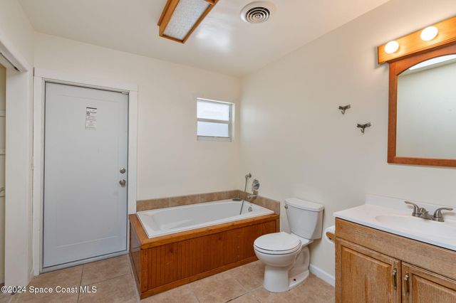 921 S Orlando Avenue, Cocoa Beach, FL 32931