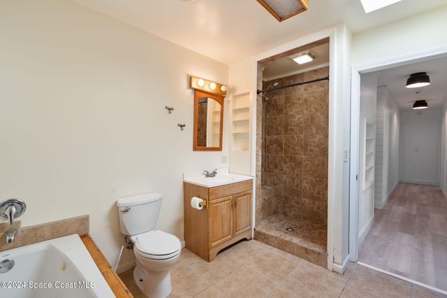 921 S Orlando Avenue, Cocoa Beach, FL 32931