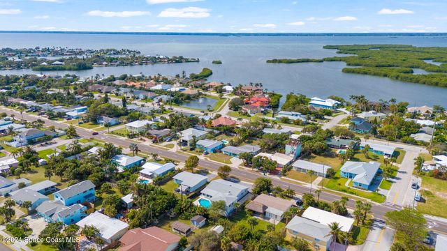 921 S Orlando Avenue, Cocoa Beach, FL 32931