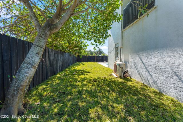 921 S Orlando Avenue, Cocoa Beach, FL 32931