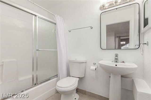 848 Hedge Way 5, Las Vegas, NV 89110