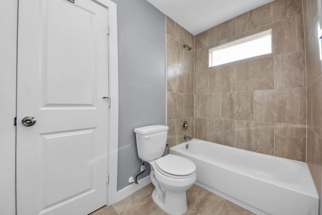 618 Maple Way A, Houston, TX 77015