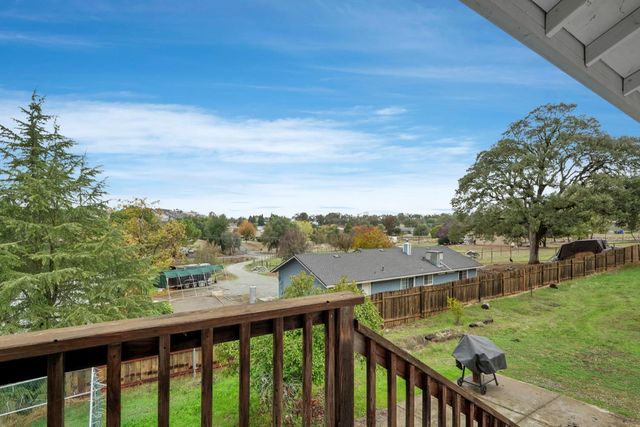 2212 Clair Ct, Valley Springs, CA 95252